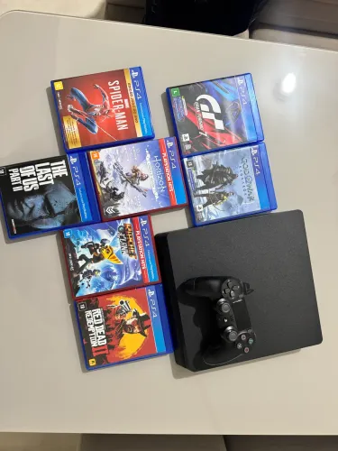 PS4 Slim 1TB