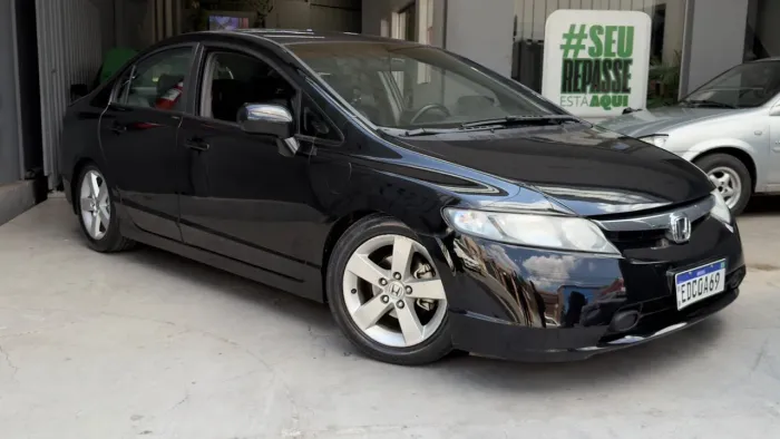 Honda Civic Sedan LXS 1.8/1.8 Flex 16V Aut. 4P 2008
