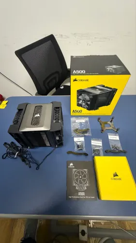Cooler MONSTRO Corsair para CPU de ventoinha dupla A500 