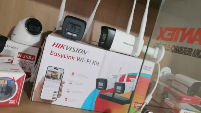 Kit 2 Câmeras + Gravador NVR Hikvision