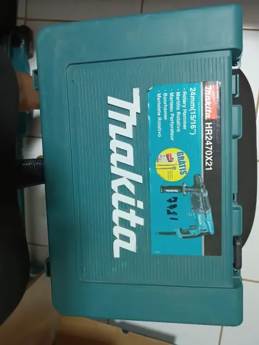 Vendo excelente martelete semi novo makita