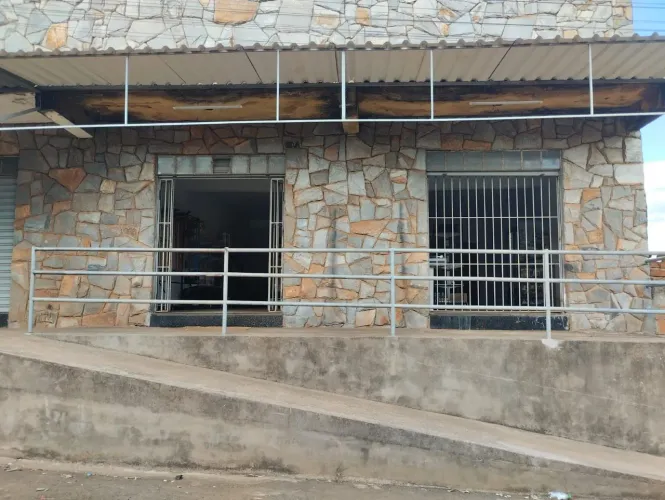 Ponto comercial próximo novo viaduto do recanto
