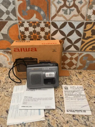 Toca fita k7 Aiwa TP-VS520 com caixa e nota fiscal