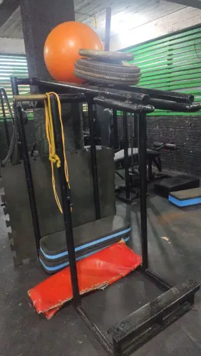 Máquina para treinar panturrilha.
