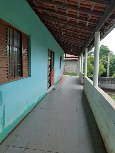 Chácara para venda com 03 quartos e 02 banheiros - 150m² no bairro Santa Cecília II - SJC