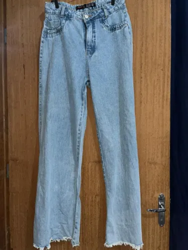 CALÇAS JEANS 