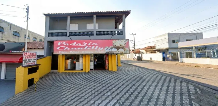 Padaria tradicional - Em Pleno Funcionamento