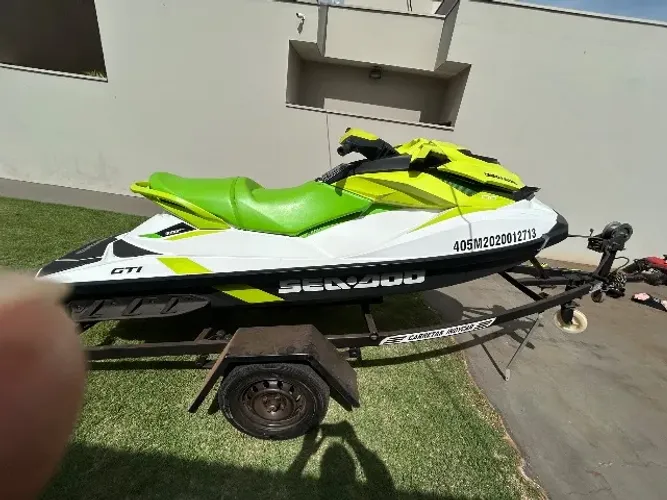 Jet ski 130 hp