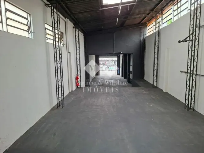Galpão para locação com 400m² - Ótimo espaço comercial com custo-benefício