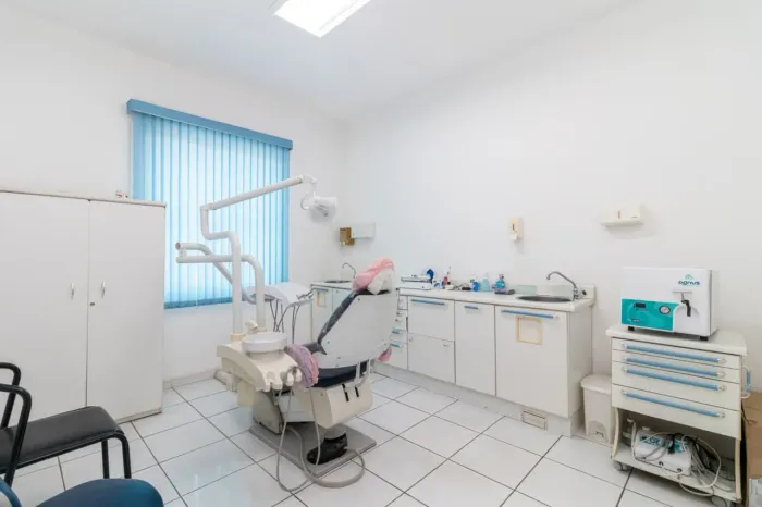 Sala comercial na Rua Rodrigo Cláudio, 404 - Sala 2 - 1º andar 15 m²