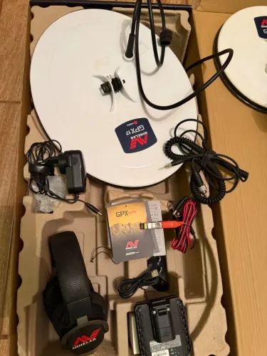 DETECTOR DE METAL MINELAB GPX6000 SEMI NOVO NA CAIXA ENTRE EM CONTATO ZAP 31.98608.3939