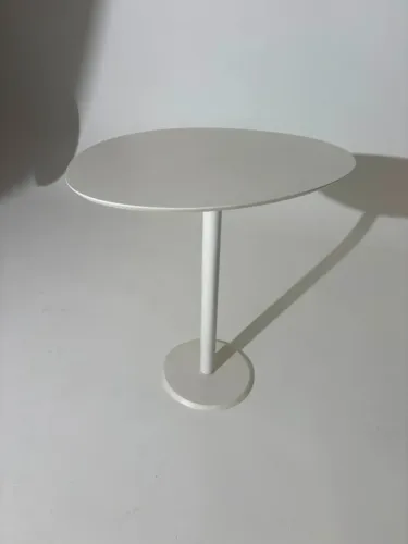 Mesa de Canto em Madeira Branca 