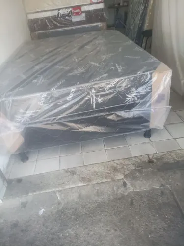 Cama box alta