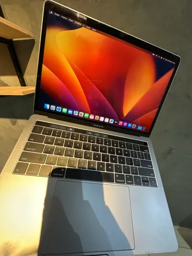 MacBook Pro A1706