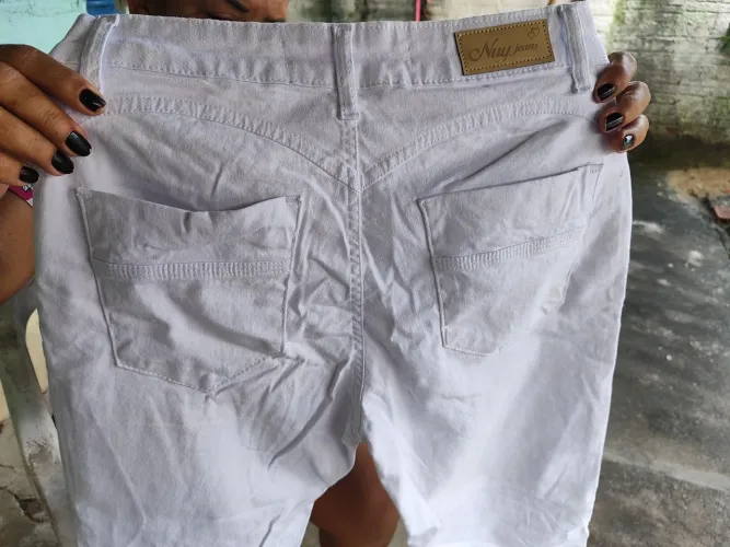 Vendo calça branca Tam. 40