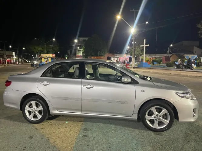 Toyota Corolla XEI 2.0 Flex 16V Aut. 2014