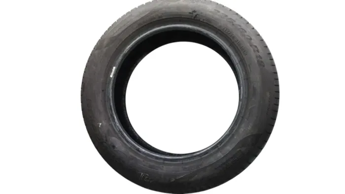 Pneu pirelli 225/60R18