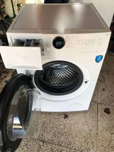 MÁQUINA LAVA E SECA MIDEIA MODELO NOVO FAÇO A ENTREGA DOU GARANTIA DE 3'MESES