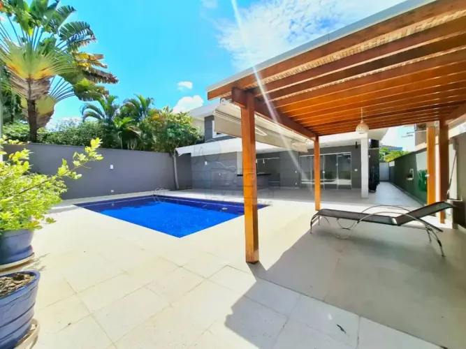 Casa sobrado de 228m² com 03 suítes para venda e locação - Quinta do Golfe