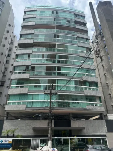 Aluga-se apartamento de 3 quartos na Praia da Costa - Vila Velha