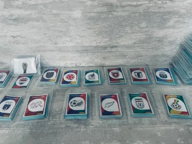 Kit 10 ou mais figurinhas avulsas copa 2026 