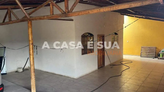 Casa à venda 2 quartos, 2 vagas cobertas, Florença, Ribeirão das Neves