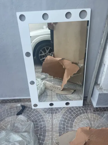 Espelho para penteadeira com espaço para luz