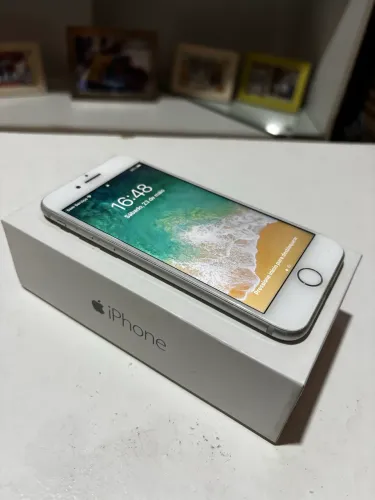 Iphone 7 - 128gb Seminovo com caixa