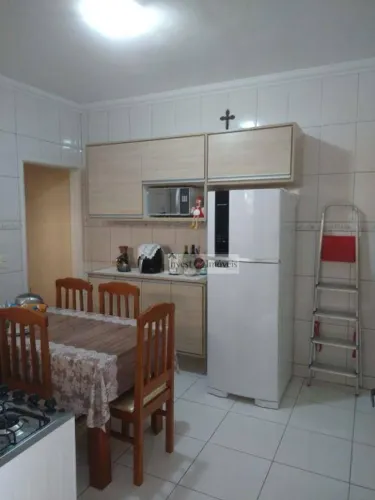 Oportunidade, linda casa, cozinha planejada, churrasqueira e mais...