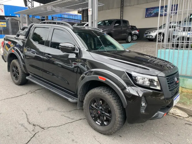 Nissan Frontier Pro4x CD 4X4 2.3 Bi-TB Die. AUT 2023