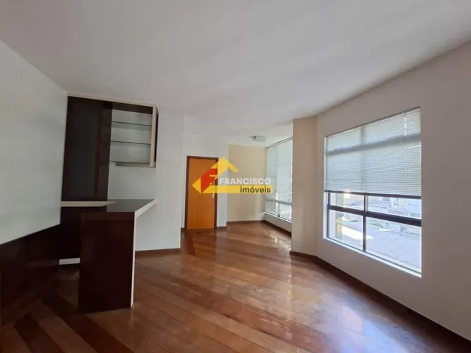 Apartamento para aluguel, 3 quartos, 1 suíte, 1 vaga, Centro - Divinópolis/MG