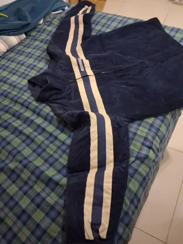 Blusa antiqueda novíssima com forro top...original