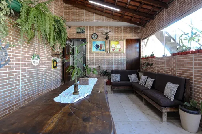 Sobrado charmoso à venda na Vila Amorim em Suzano!