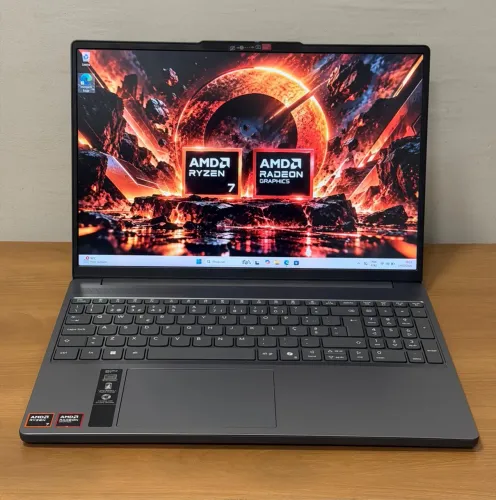 Notebook Lenovo Ryzen 7 170 - 16GB RAM 1TB Ssd NVMe + AMD Radeon(TM) 2GBdedicada