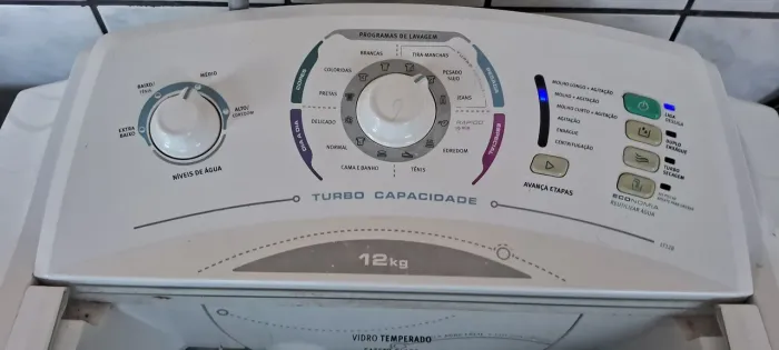 Vendo máquina lavar roupas 12 k eletrolux excelente estado de conservação 