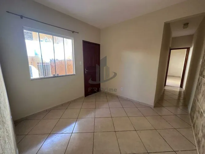 Excelentes Casa com 2 quartos para alugar , 67 m² por R$ 1.200 - Água Limpa - Volta Redond