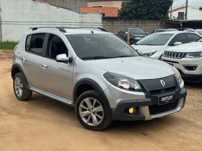Renault Sandero Stepway Hi-flex 1.6 16V 5P Aut. 2012