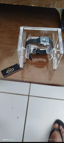 Um lindo Relógio feminino novo lacrado