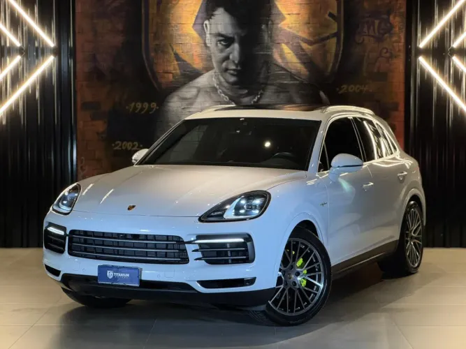 Porsche Cayenne 2022