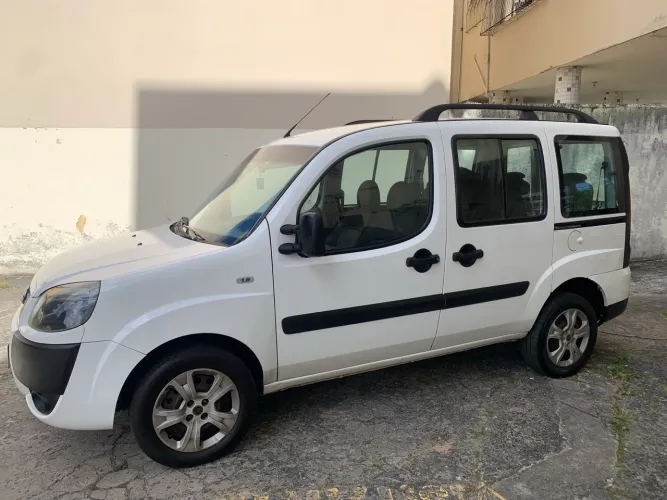 Fiat Doblo Essence 1.8 Flex 16V 5P 2020