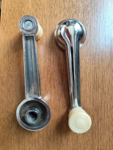 Par de Manivela Vintage Automotiva
