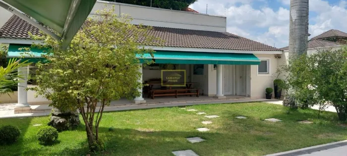 Casa para Venda na Avenida Albert Einstein