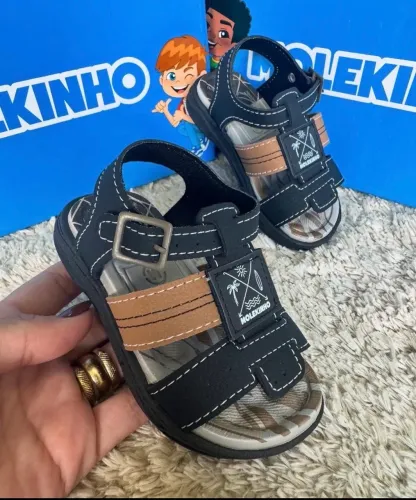 Sandália infantil nova