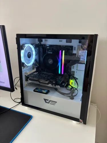 PC GAMER BRANCO (RYZEN 5 2600, 16GB RAM, 6GB VRAM, 128GB SSD NVME + 480GB HDD, FONTE 600W)