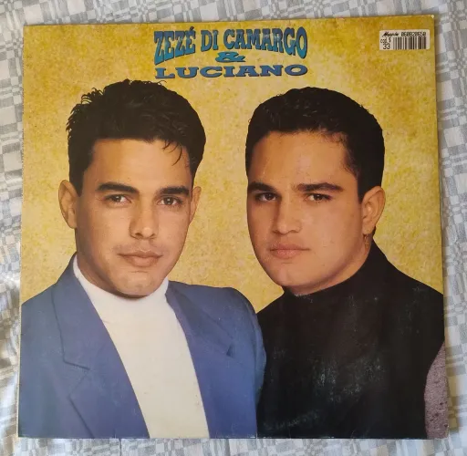Album de estreia Zezé Di Camargo & Luciano.