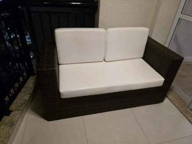 Sofá 2 lugares área externa