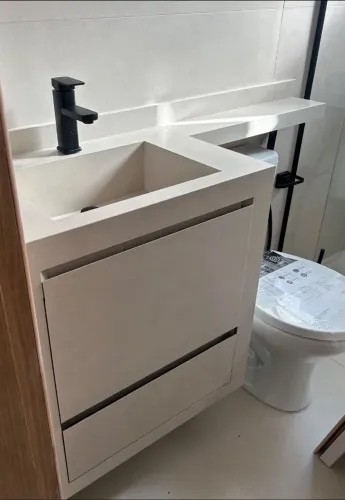 Lavatório em porcelanto .Modelos sob encomenda 