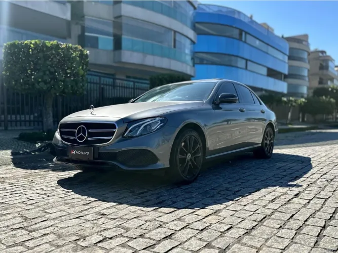Mercedes-Benz E-250 CGI Avantgarde 2.0 TB 211cv Aut. 2019