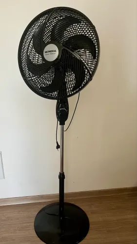 Ventilador de pé