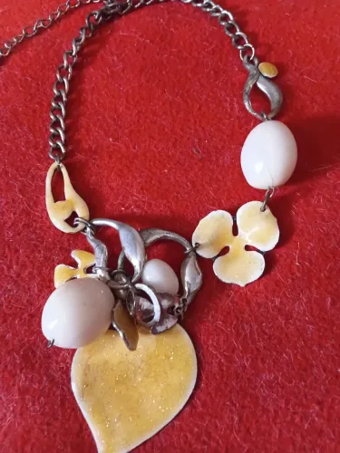Colar feminino